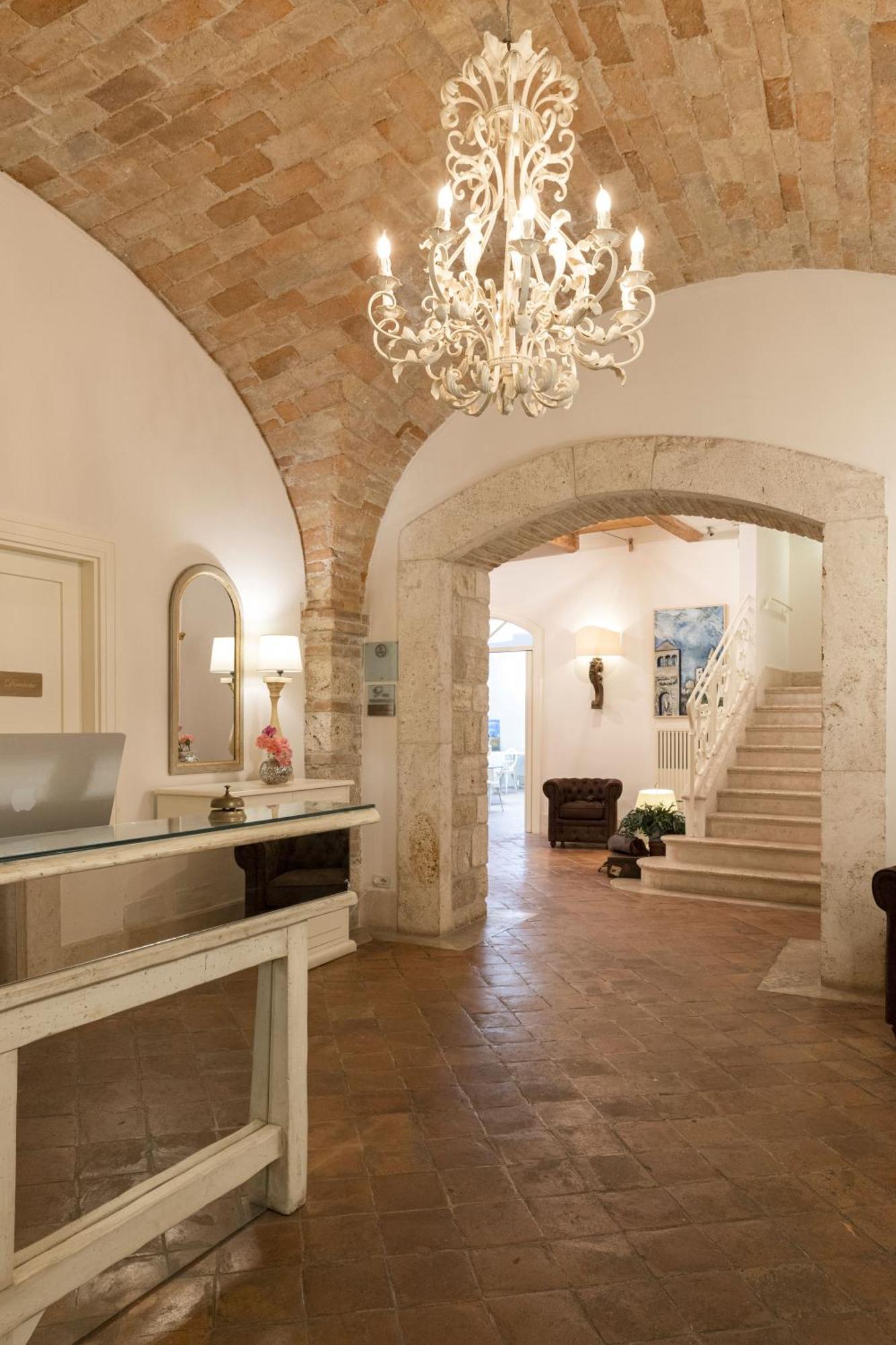 Hotel & Residenza 100 Torri Ascoli Piceno Ngoại thất bức ảnh