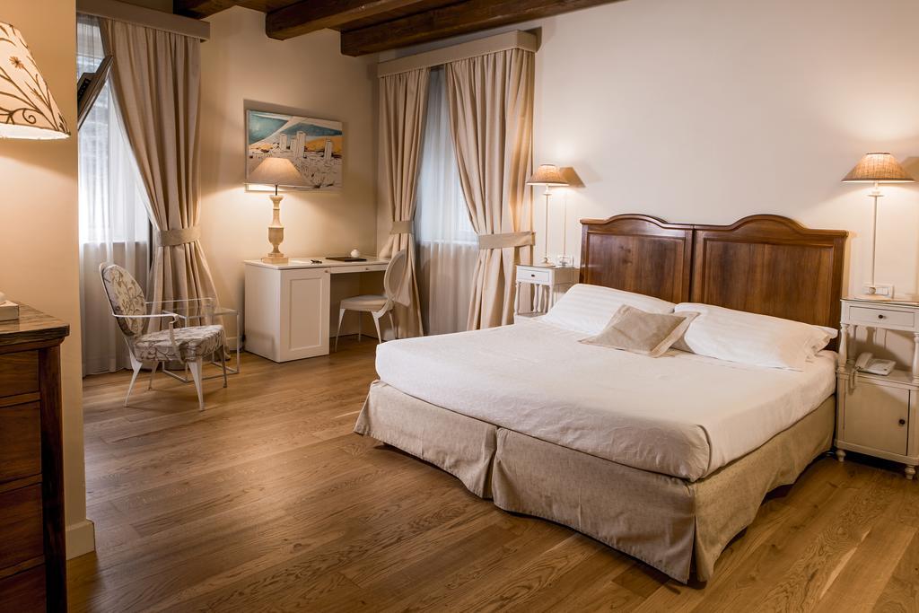 Hotel & Residenza 100 Torri Ascoli Piceno Ngoại thất bức ảnh